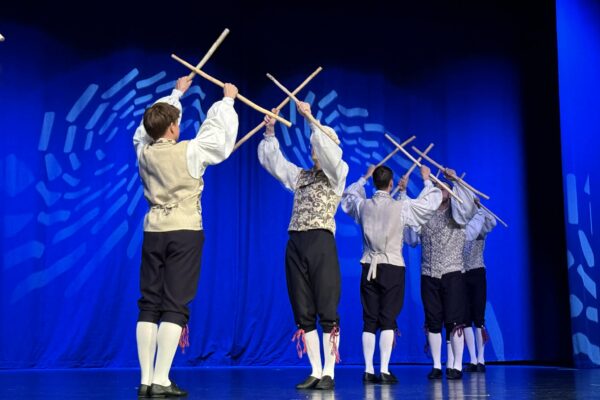 0f90c0d9-55c3-4b3c-a85c-852382b88d4e