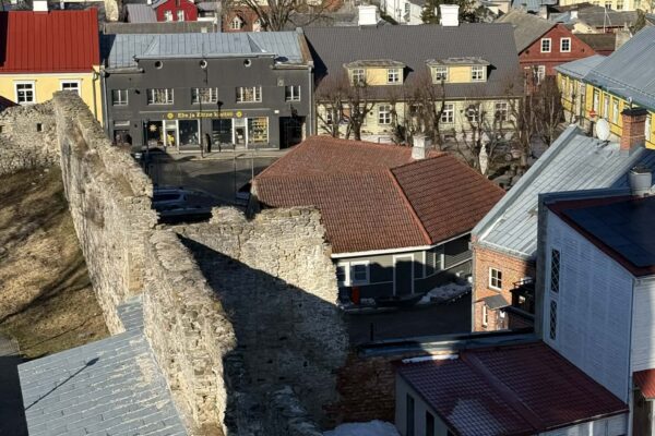 2c7881cb-4548-46bf-a55b-52b81c730af6