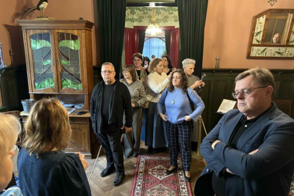 4ccce92b-4c7a-4219-a024-88f13f4e22d3