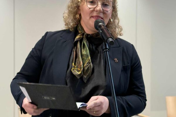 970218f2-3fdd-4b46-a9c3-f97ef26a284b